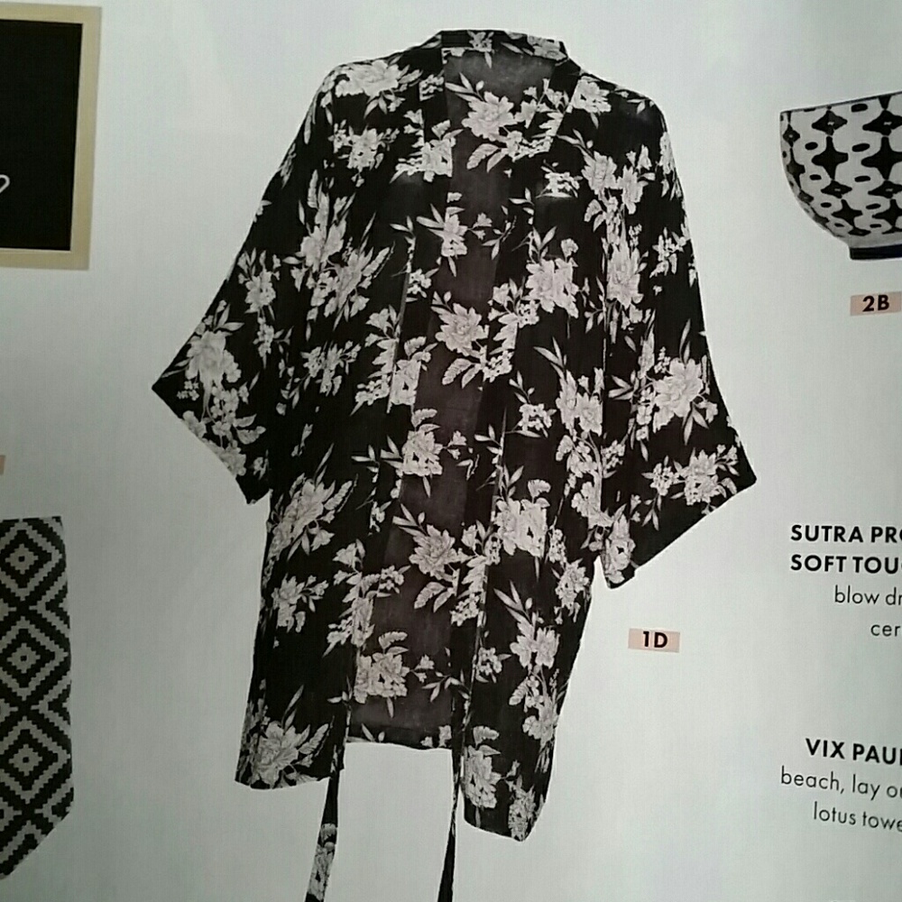 Floral kimono